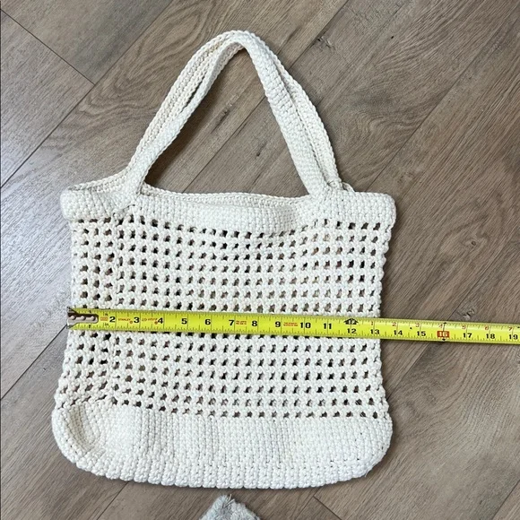 Handmade Crochet Cotton Tote - Picture 4 of 5